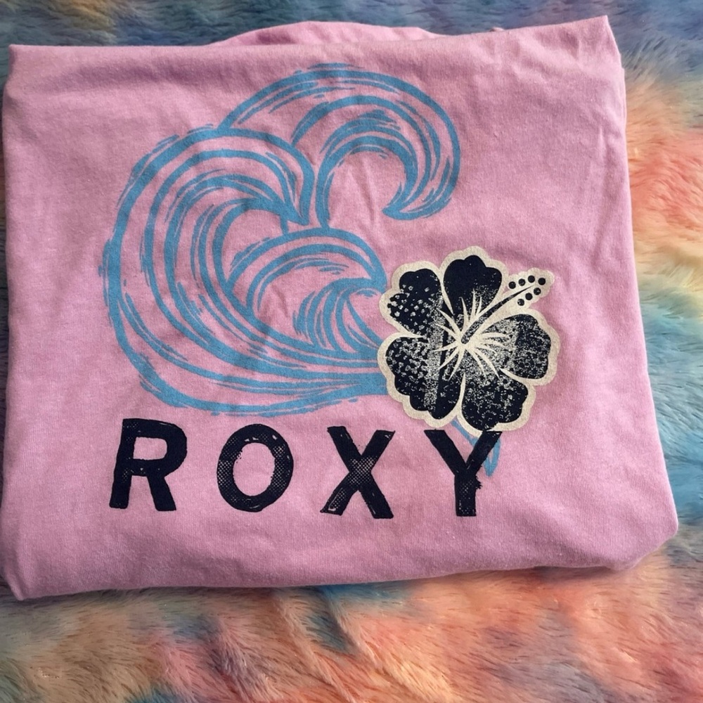 Medium Roxy Tank - Picture 3 of 3